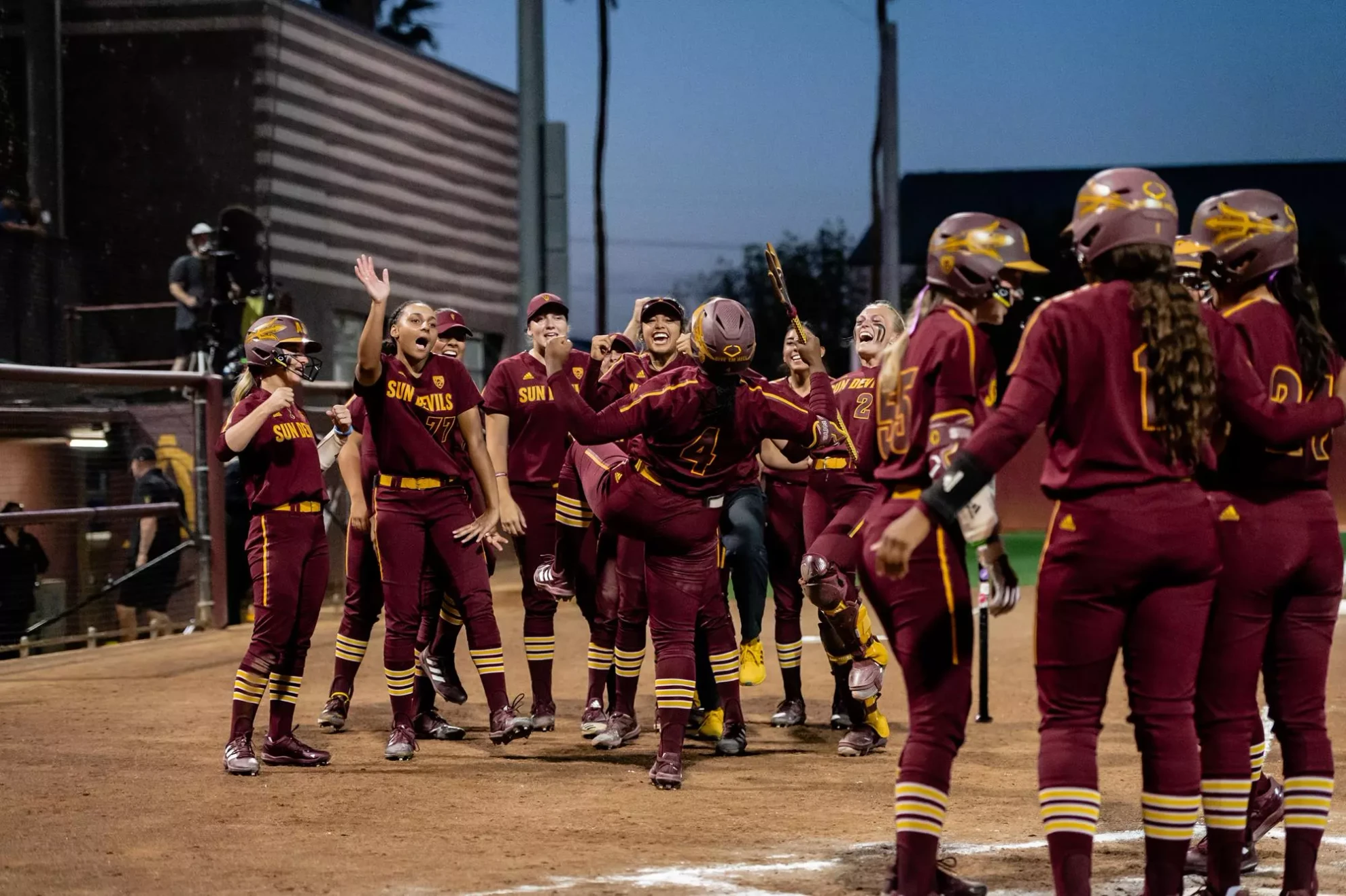 11-Run Fourth Inning Propels No. 9 Sun Devils to clinch series - ASU ...