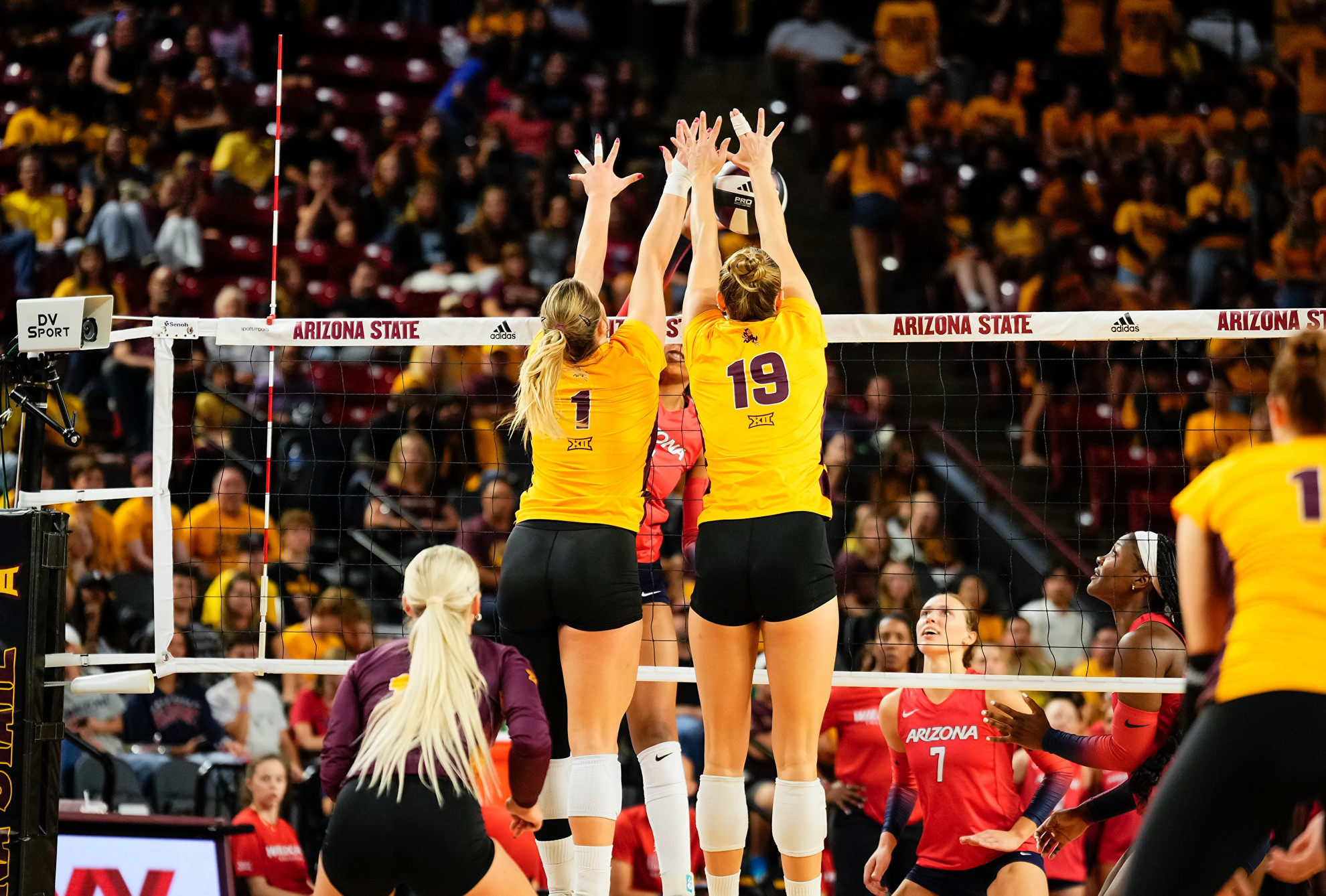 No. 10 ASU Volleyball Hosts UCF and Houston at Desert Financial Arena